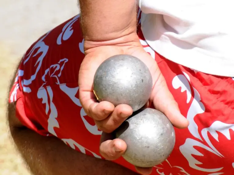 Pétanque à Orcières 1850