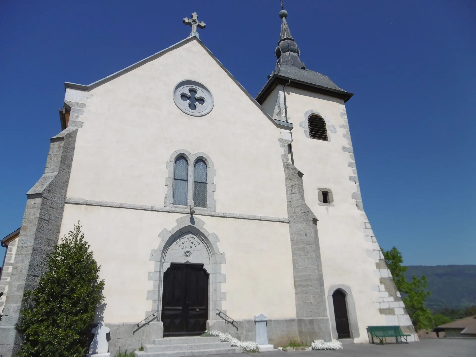 Eglise Saint-Laurent Menthonnex-en-Bornes