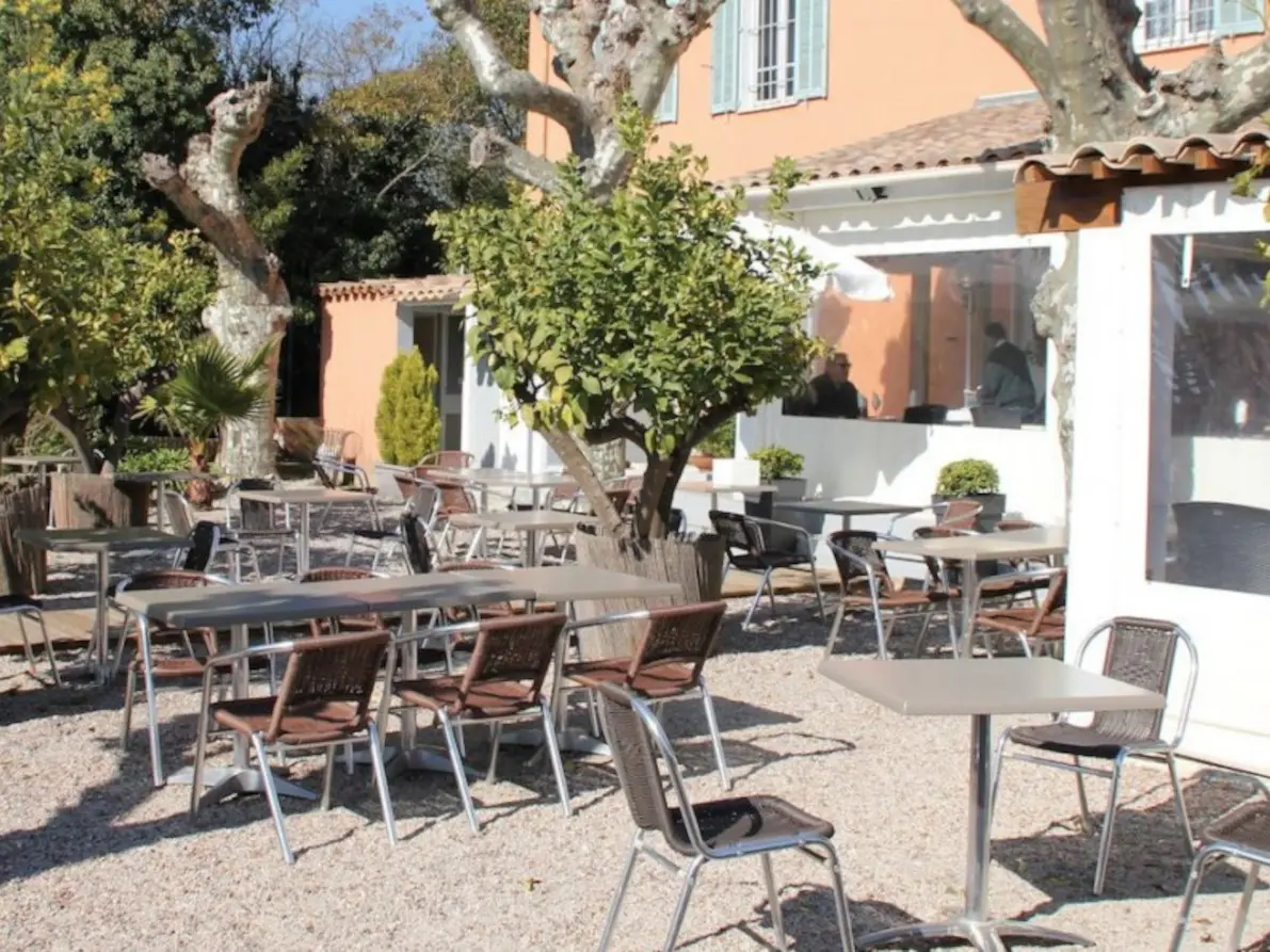 Restaurant Le Relais Saint Basile