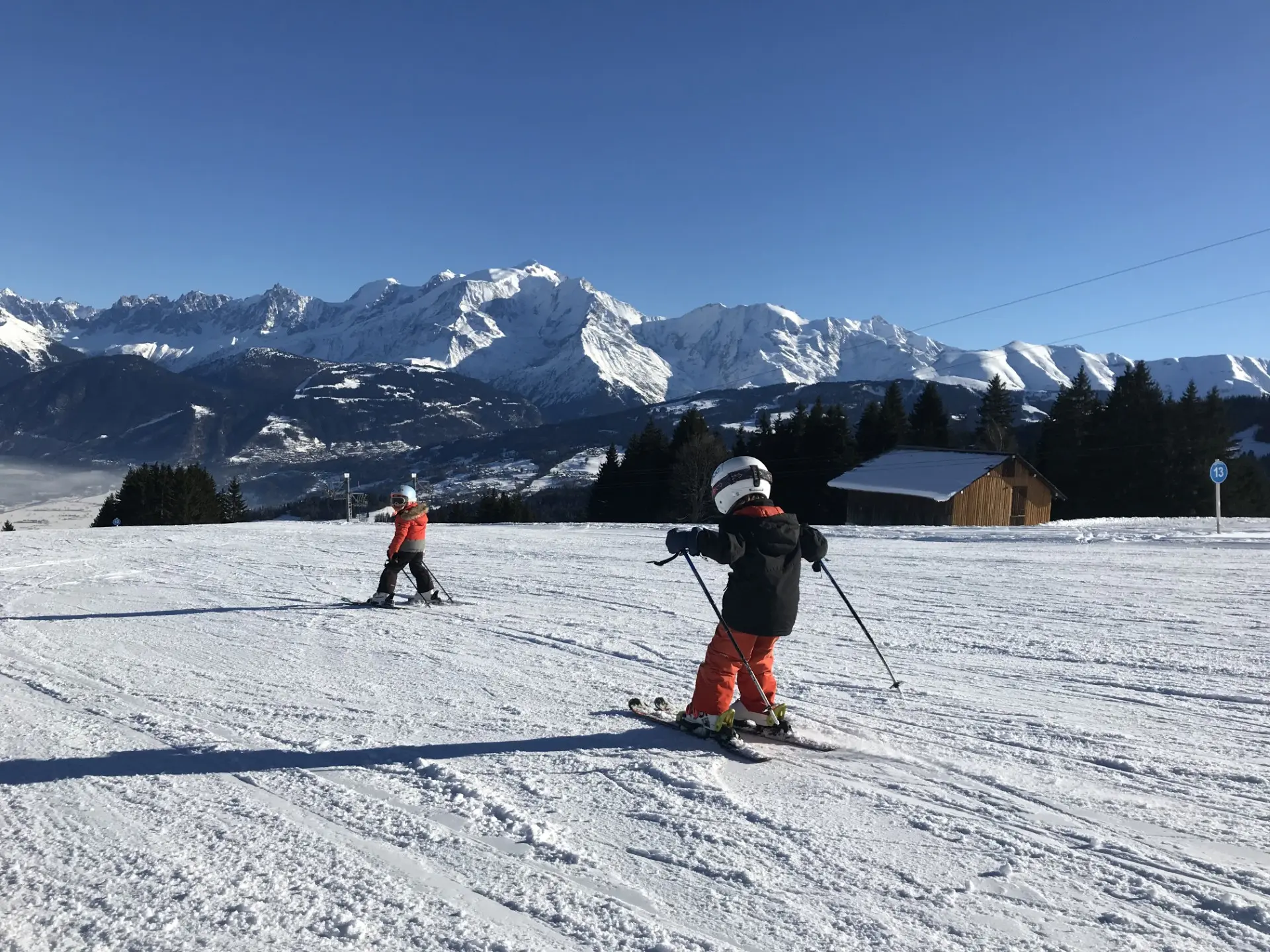 enfants sur ski