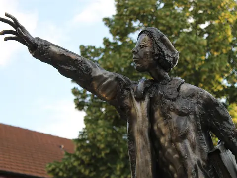 Statue Jean Jacques Rousseau