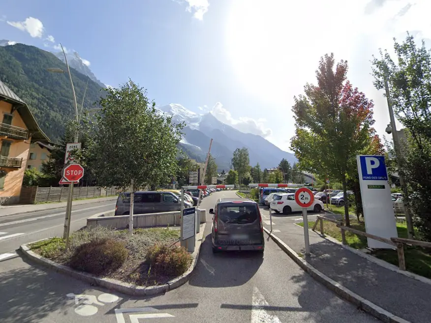 Parking Fond des Gires