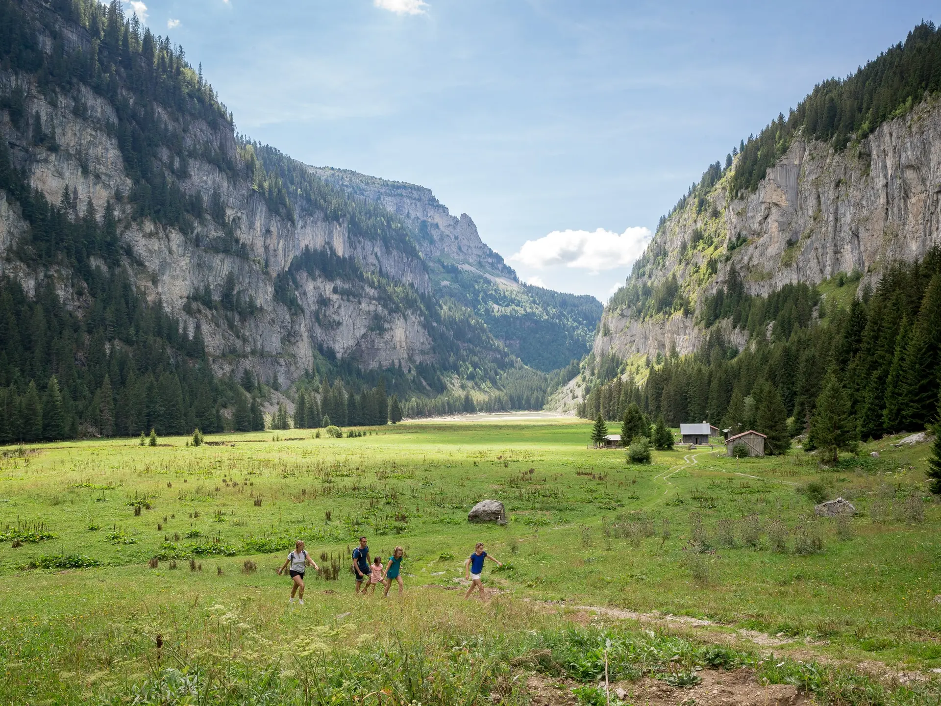 Vue d'ensemble du lac de Flaine