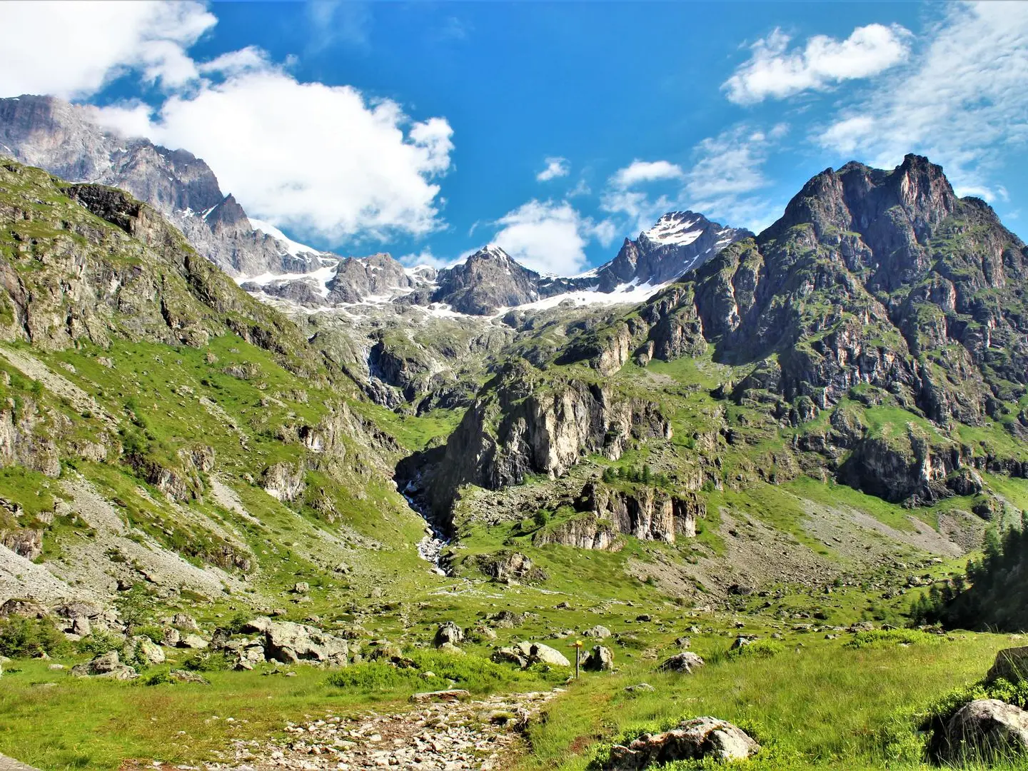 Boucle du Pigeonnier dans le cirque du Gioberney