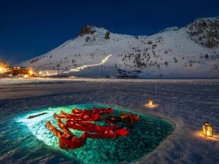 Expérience d'ice floating de nuit
