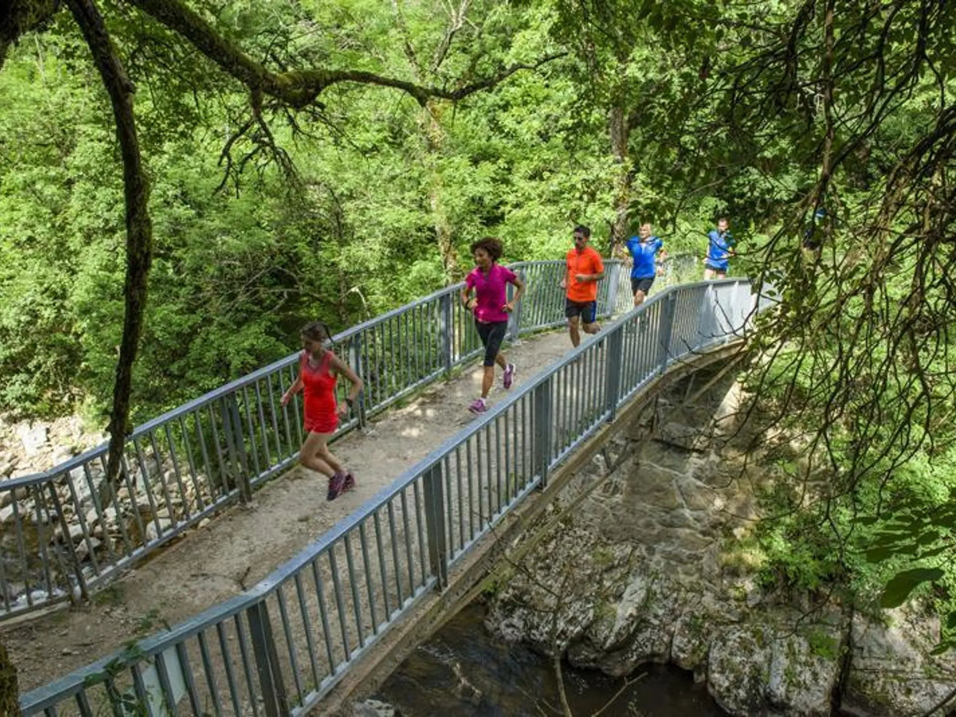 Dans la course vers l'aventure
