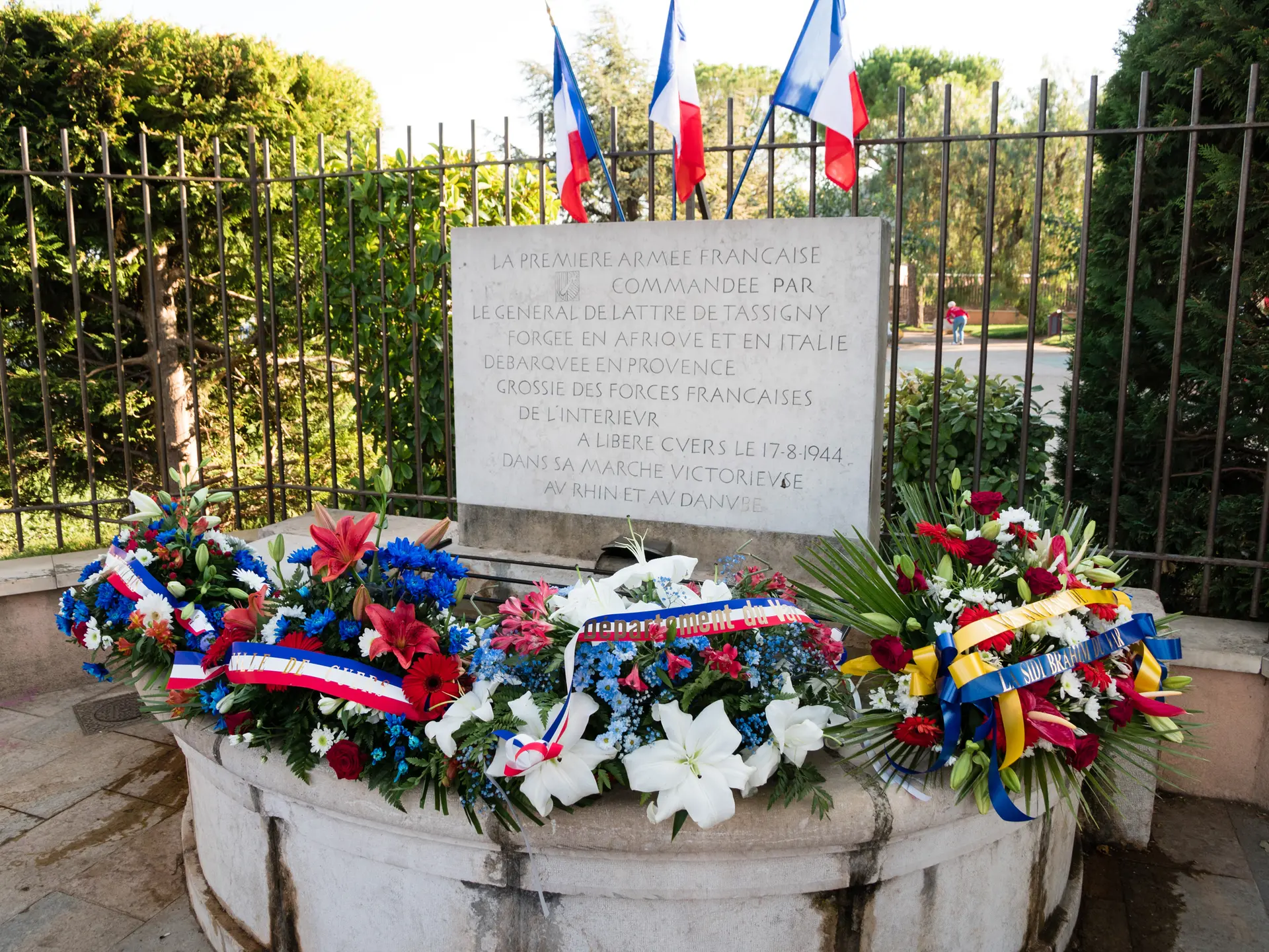 Plaque commémorative de la Libération à Cuers