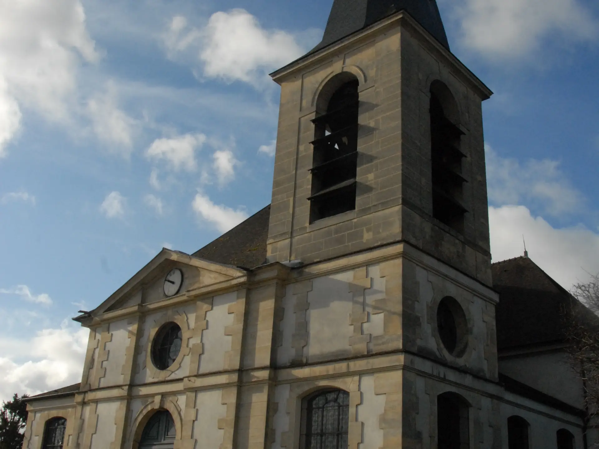 Eglise Saint-Vigor, Marly-le-Roi