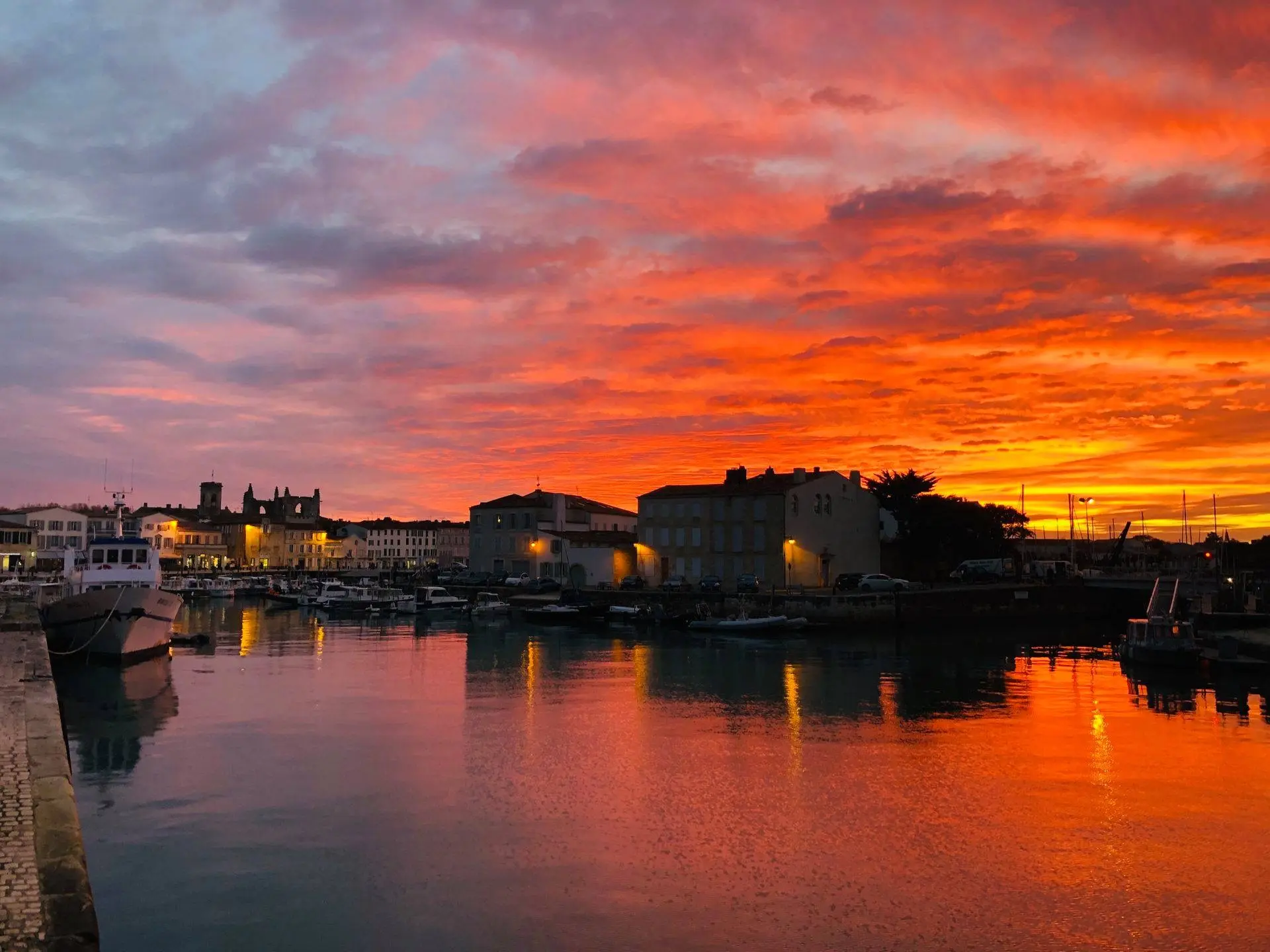 Port de st-martin de ré
