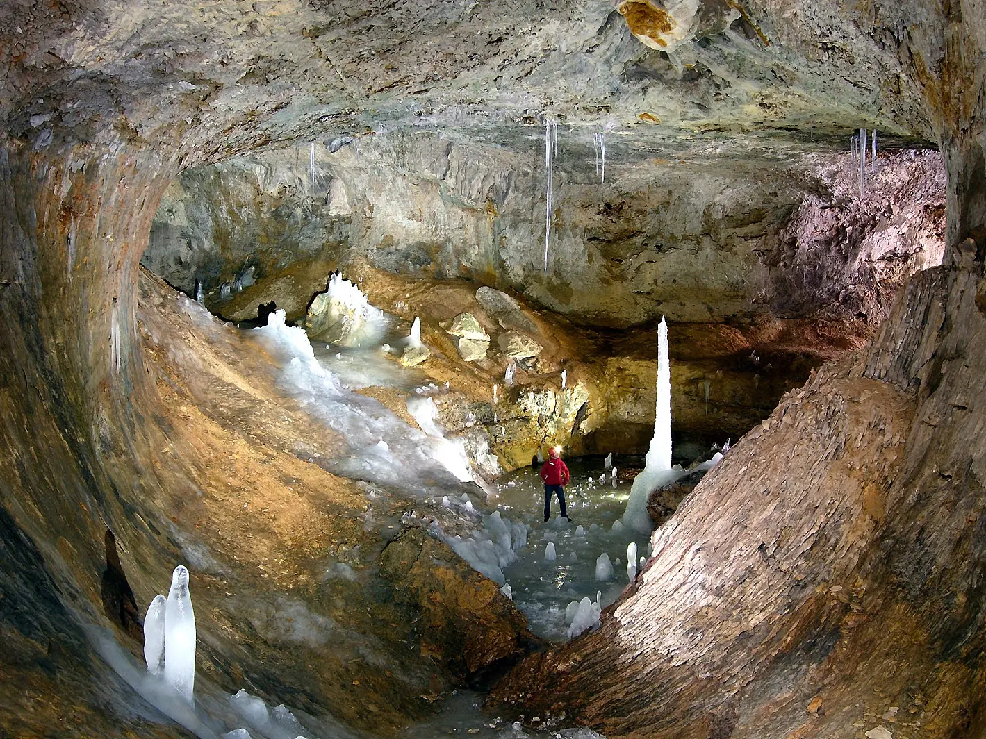 Spéléologie Grotte du Guiers Vif