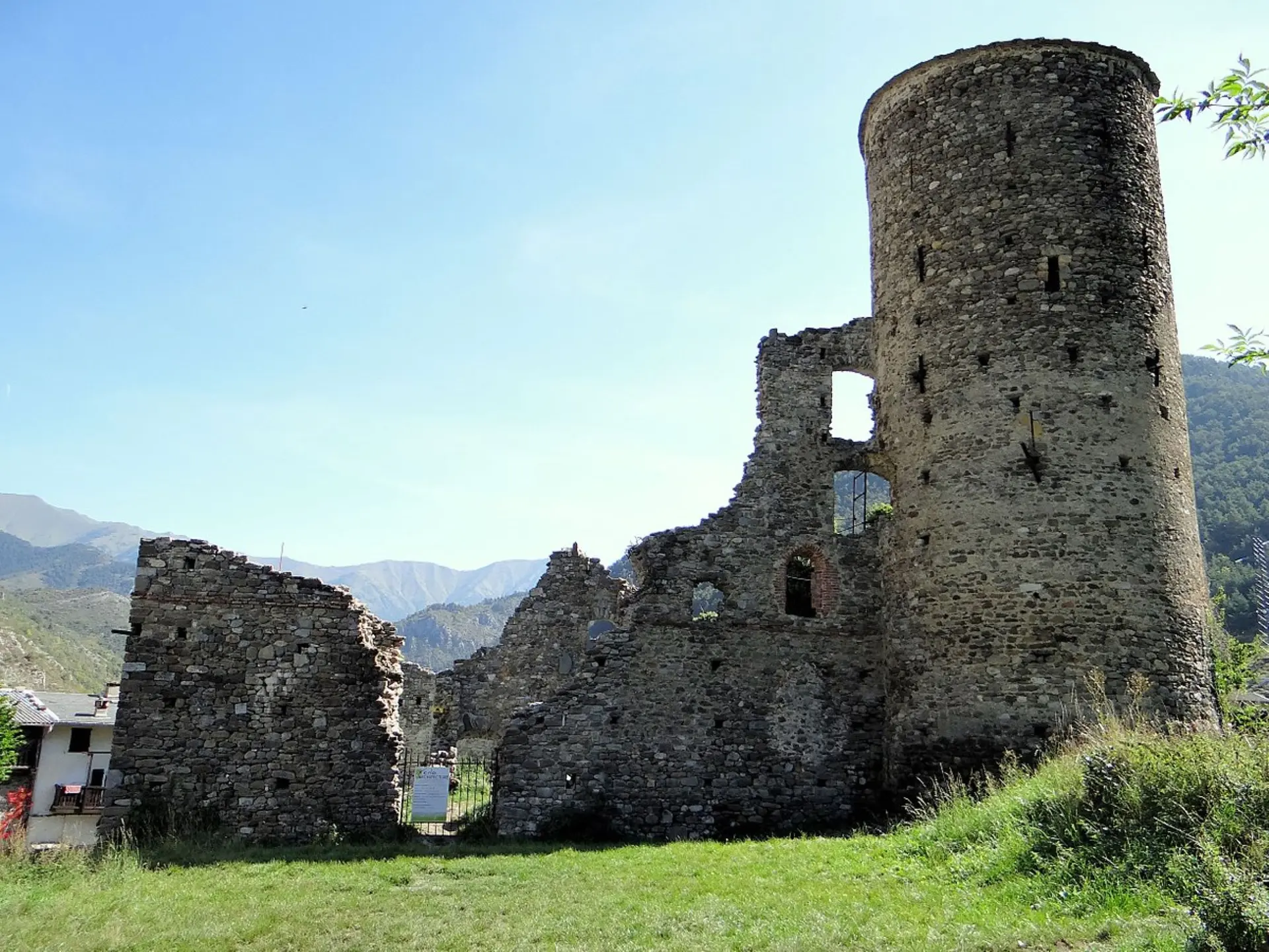 La tour médiévale d'époque