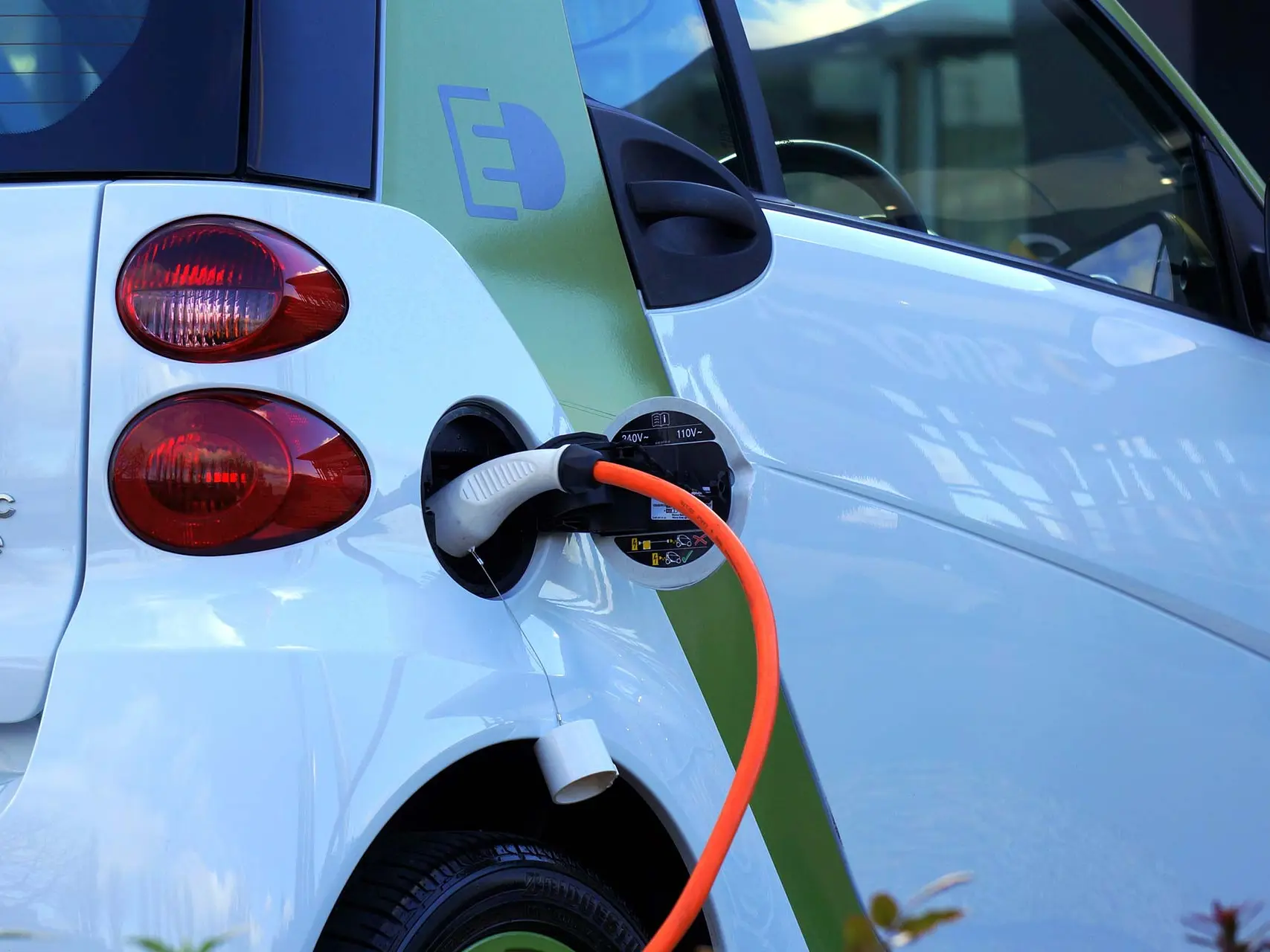 Borne de rechargement véhicules électriques