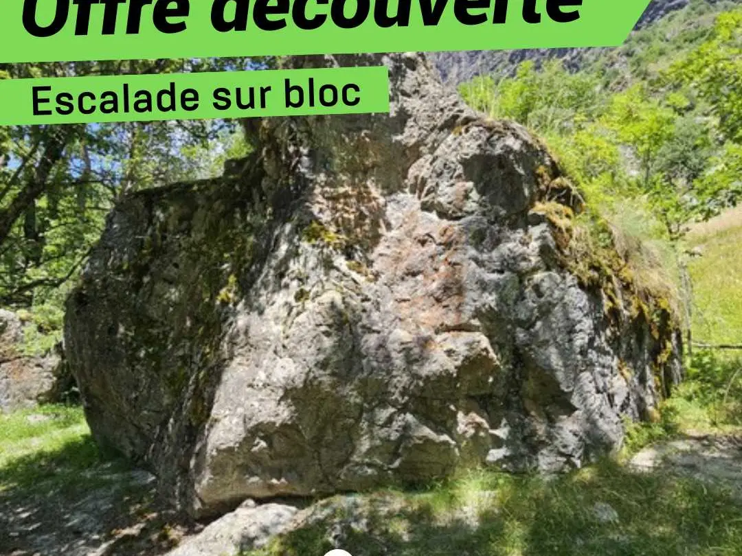 Offre découverte : Escalade sur les blocs du Xavier Blanc_La Chapelle-en-Valgaudémar