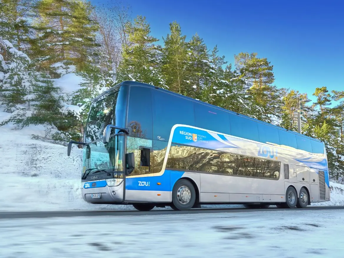 La Neige en Bus