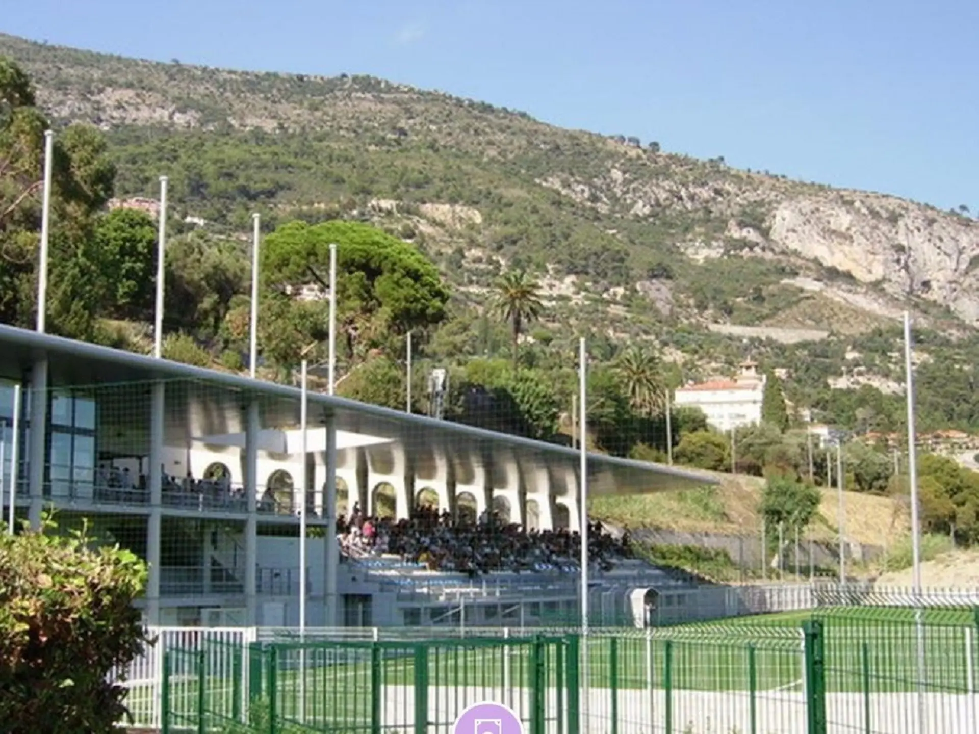 Vue du stade et de sa tribune
