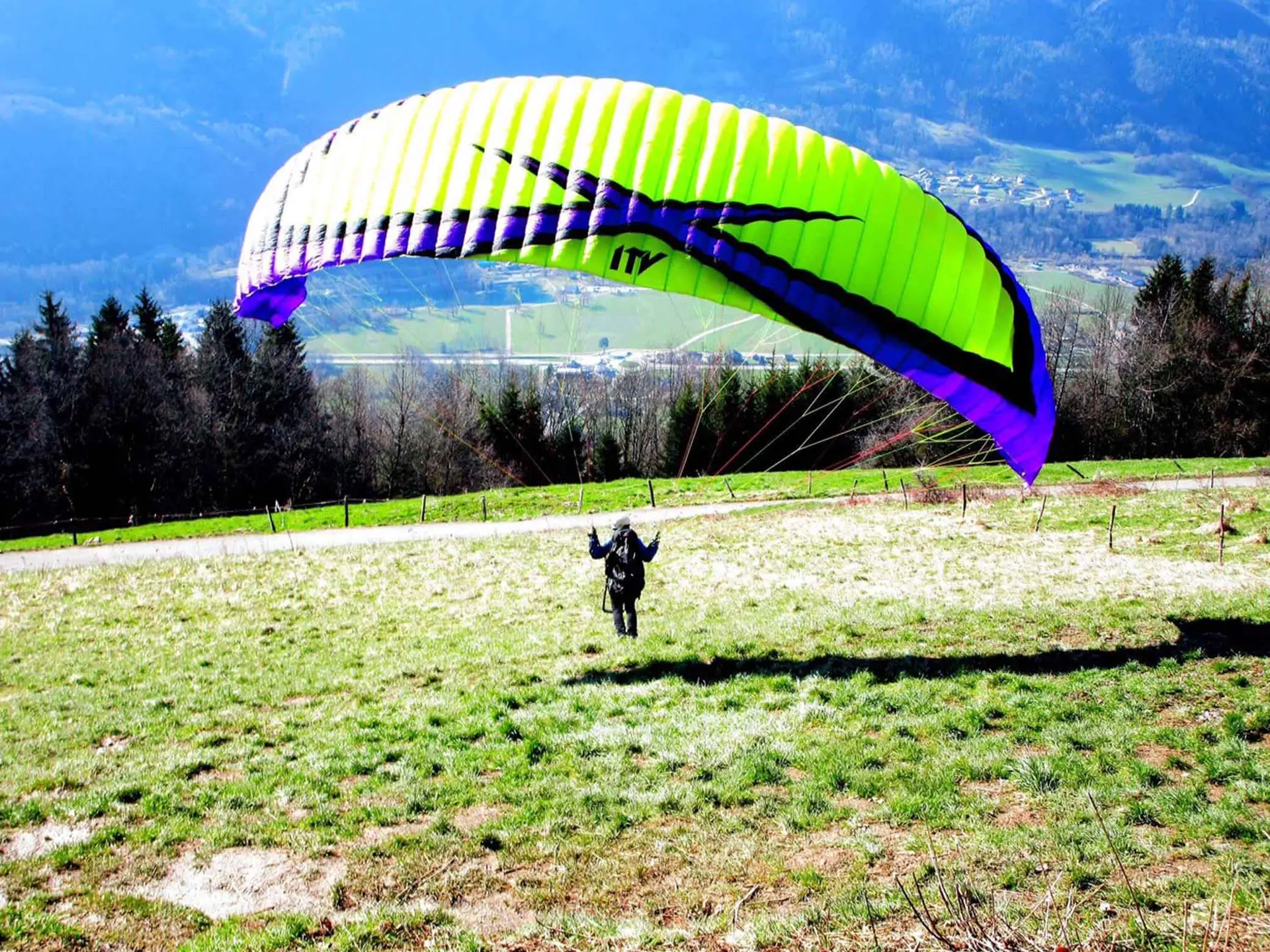 Site de décollage de parapente vol libre Marlens