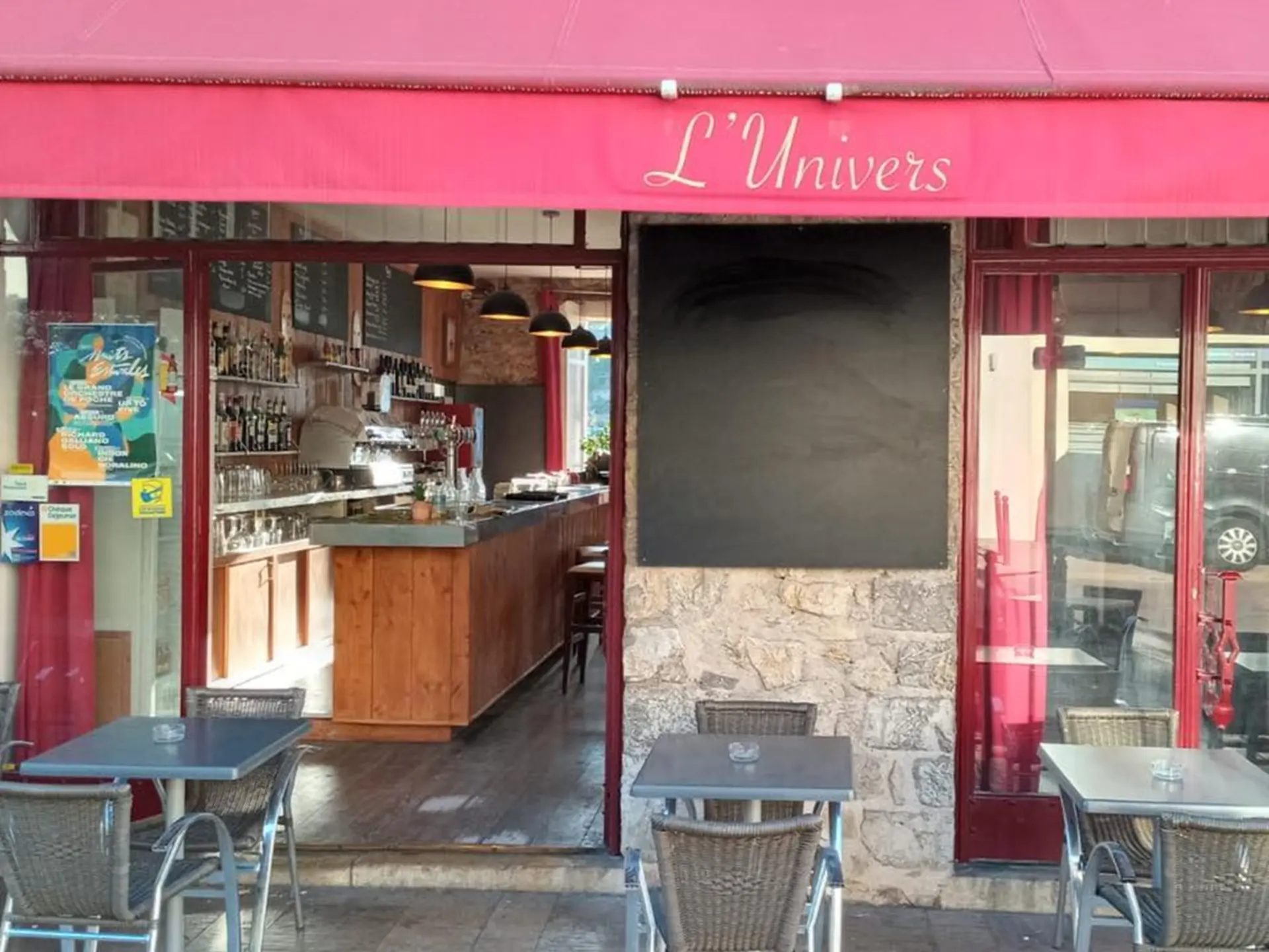 Bar de l'Univers de Dano