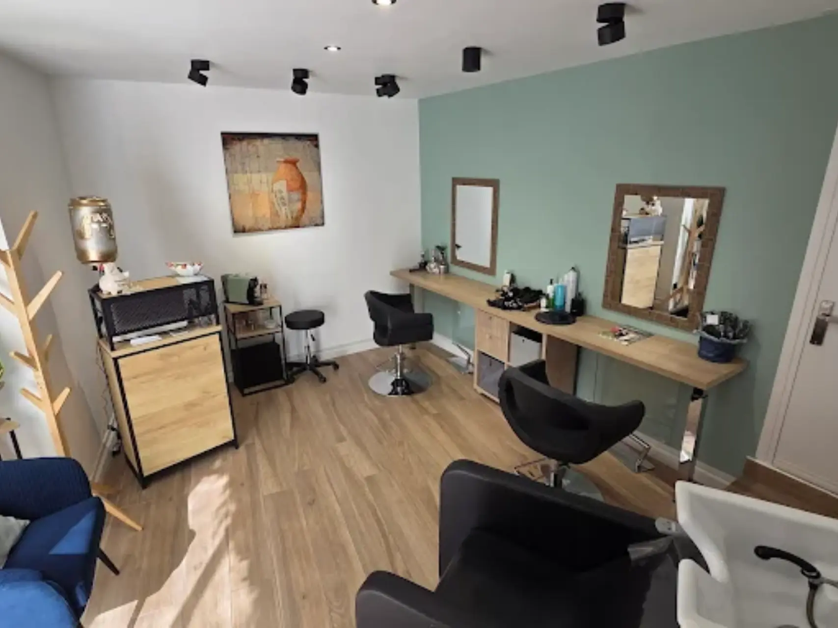 Au Petit Salon_Le Cannet