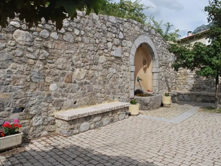 Centre du village d'Authon