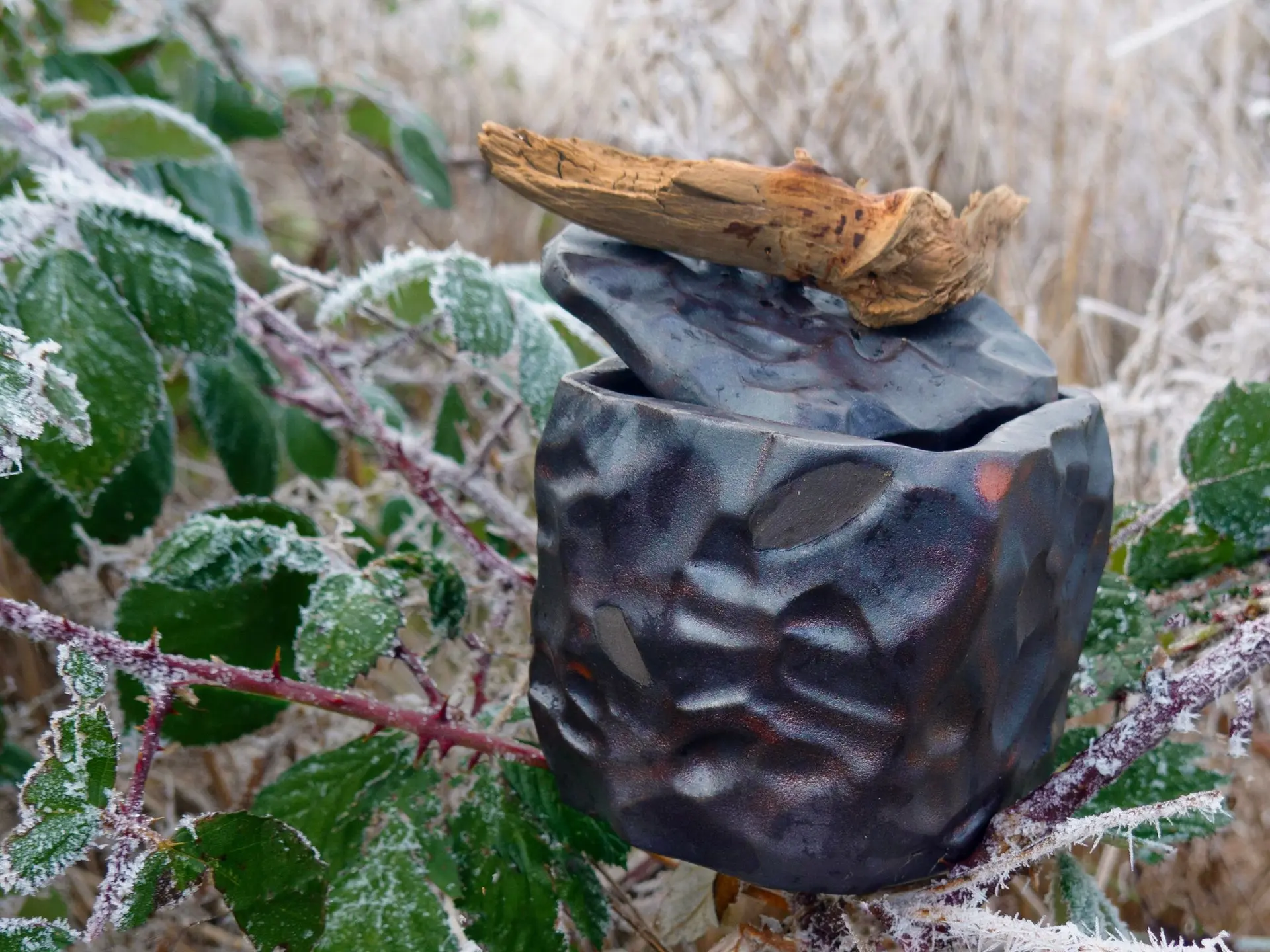 pièce de céramique modelée