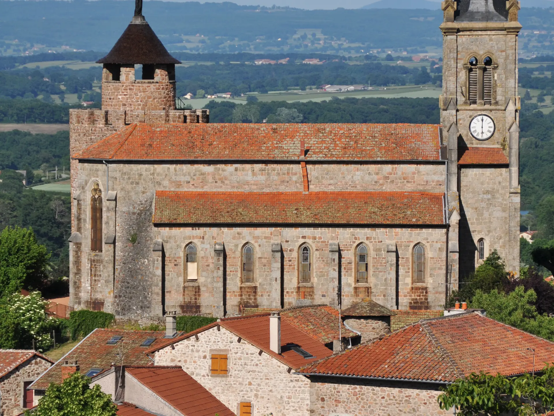 Nouvelle Eglise Le Crozet