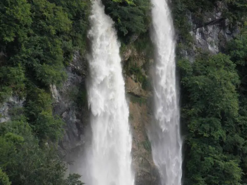 Cascade de Saint-Cassin