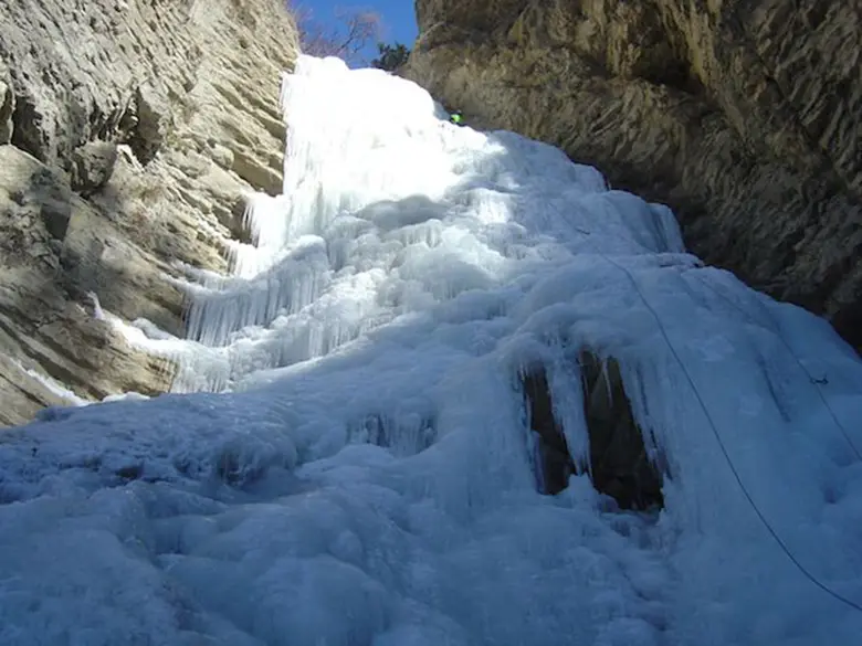 Ubay'Evasion : cascade de glace