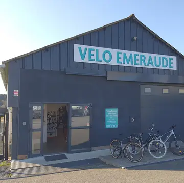 Velo Emeraude Saint Malo Ille et Vilaine Tourisme 35 en Bretagne
