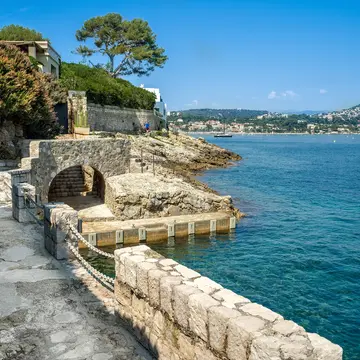 St hospice cap ferrat on sale