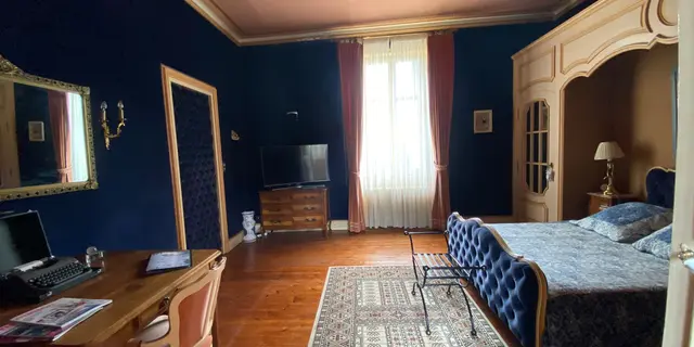 Chambre Myosotis du château Sainte Marie