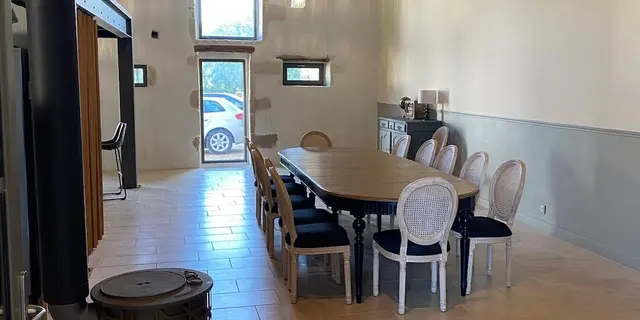 Salle de réception des Logis d'Eglantine