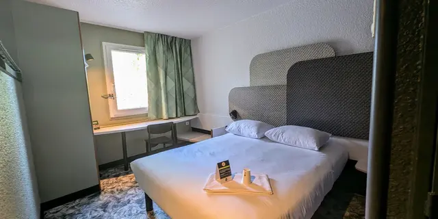 B&B Hôtel Niort Sud Venise Verte