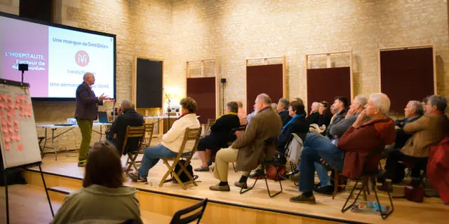 salle réunion vidéo projecteur  - Le grand chatelier