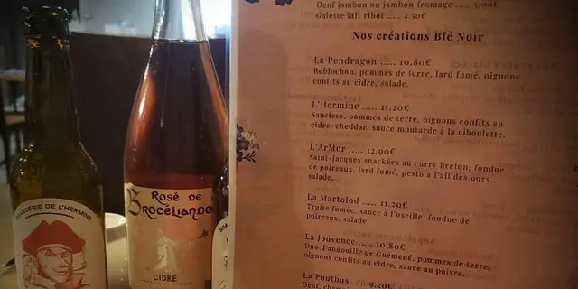 lagrandevallée_creperie_Tréhorenteuc_DestinationBroceliande