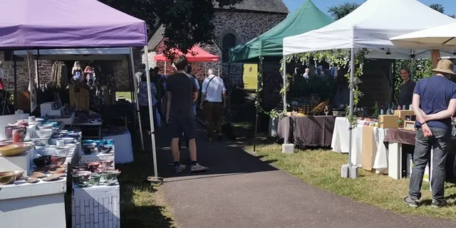 ptitmarché_artisans_Atréo_Tréhorenteuc_DestinationBrocéliande