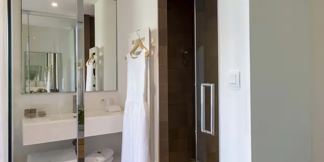 Hotel Spa Roi Arthur - salle - eau - Ploërmel - lac au Duc - Bretagne