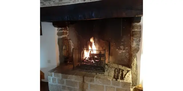 100