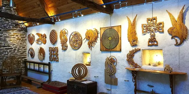 Salle expo bois