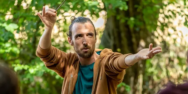 Guillaume-légendesdeBrocéliande_conteur_Destination_Brocéliande