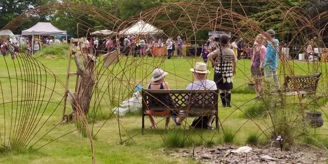 marché_artisans_animations_jardinsdelapeignie_Ménéac_DestinationBroceliande