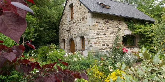 22_13_11412_Broceliande.guide_JardinClosPenguily