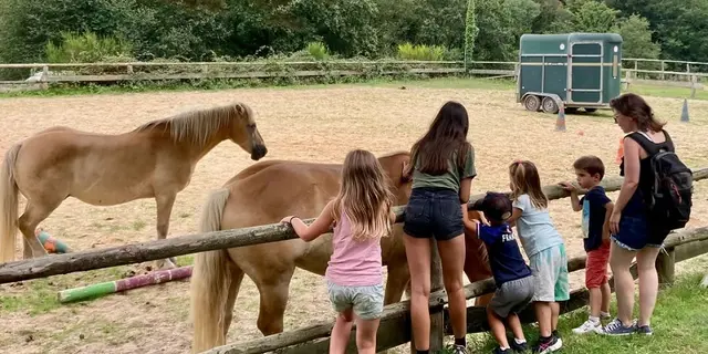 Un après-midi à la ferme_Tréhorenteuc_DestinationBrocéliande