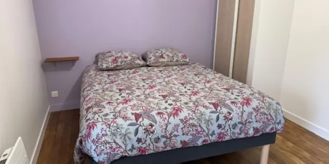 25_13_056_MmeGuerin_Batisses1872