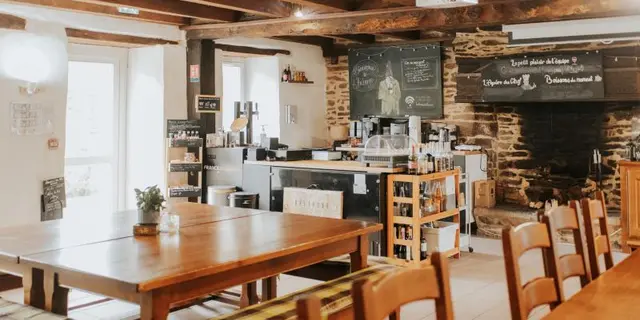 25_14_431_AubergeValSansRetour_AubergeValSansRetour