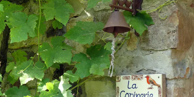 13_Cloche Copinerie© Gîte Tir na nog