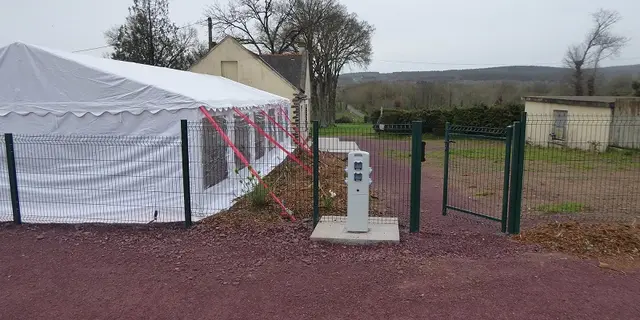 Aire de stationnement et service électricité Camping-cars Concoret