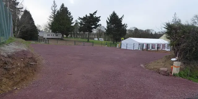 Aire de stationnement et service électricité Camping-cars Concoret