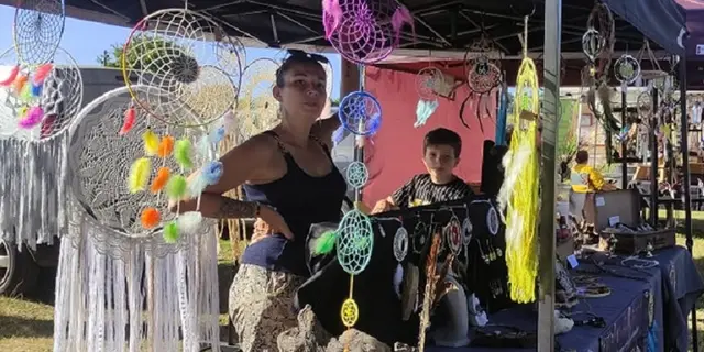 marchés_producteurs_artisans_Valauxfées_Concoret_DestinationBrocéliande2