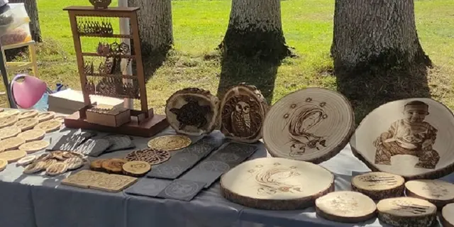marchés_producteurs_artisans_Valauxfées_Concoret_DestinationBrocéliande4
