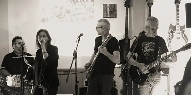 Concert Retour 2 Scène - Pop rock_Guillac_DestinationBrocéliande